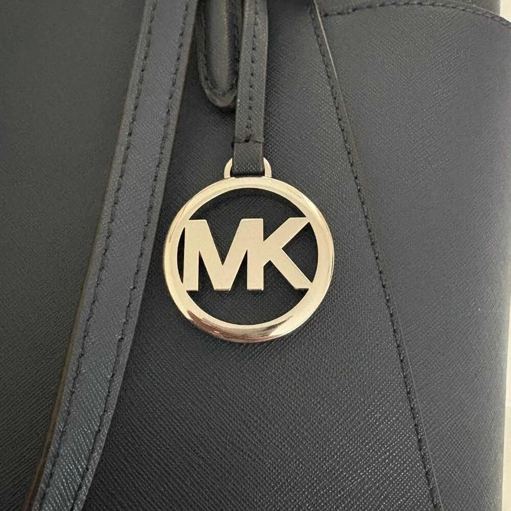Michael Kors Charlotte Medium Tote Navy Saffiano Leather Top Zipper Travel Chic